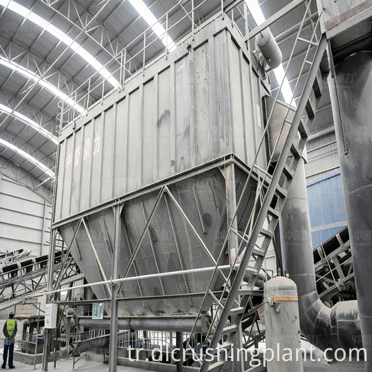 İnşaat Atıkları Geri Dönüşüm ve Kırma Sistemi Construction Waste Recycling and Crushing System